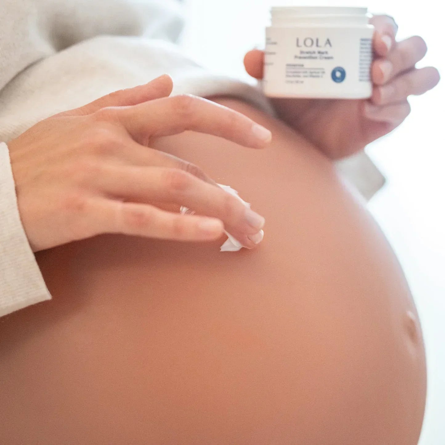 How to Prevent Stretch Marks During Pregnancy